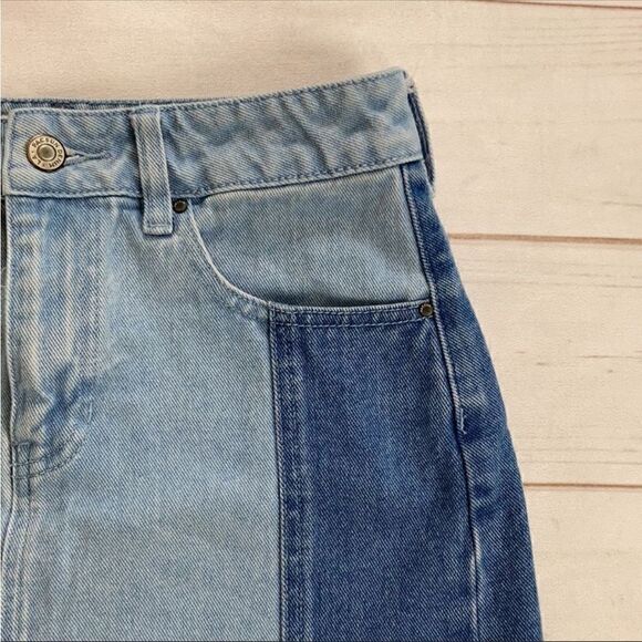 PacSun Patch Work Jean Skirt - Picture 2 of 9